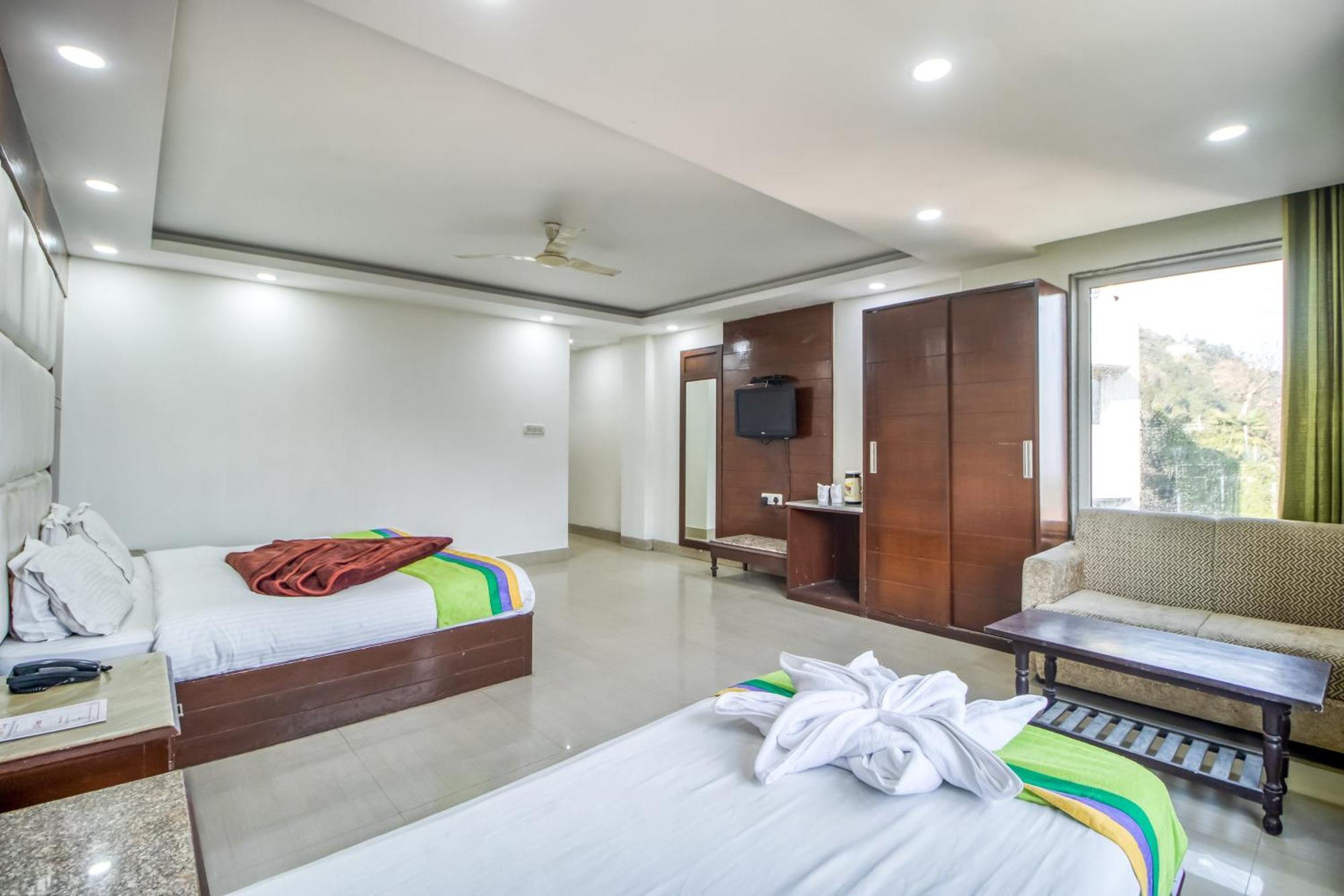 Deep Hotel Mussoorie Exterior foto